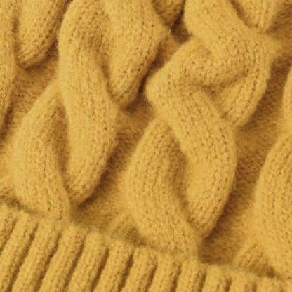 FREEBIRD99 pom pom beanie hat detail image 03