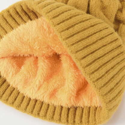 FREEBIRD99 pom pom beanie hat detail image 04