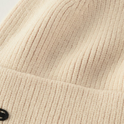 FREEBIRD99 earflap beanie hat beige detail image 03