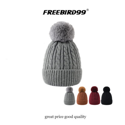 FREEBIRD99 pom pom beanie hat