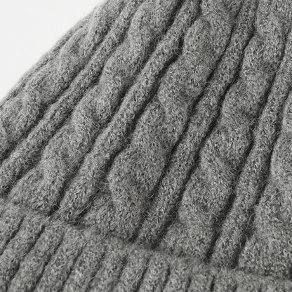 FREEBIRD99 pom pom beanie hat detail image 05